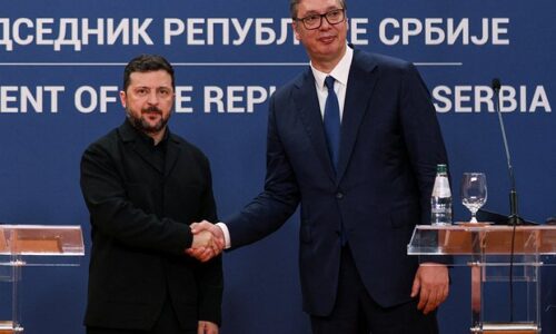 Zelenského návštevu Srbska vyprovokoval tlak EÚ
